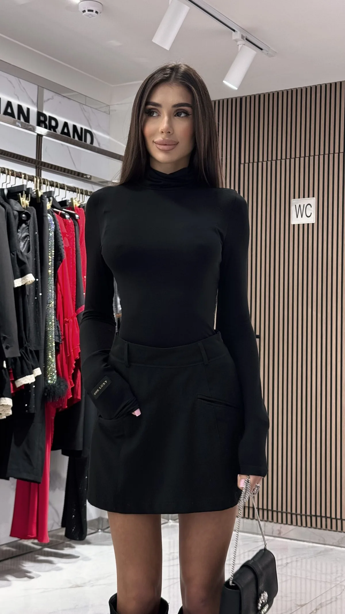 Basic black longsleeve